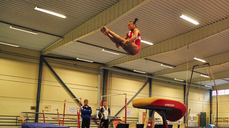 Två svenska gymnaster tävlar i Världscupen i Quatar 