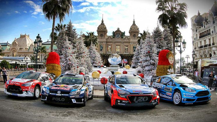 Hyundais nye i20 WRC (nr to fra høyre)  gikk til topps på første etappe av Rally Monte Carlo
