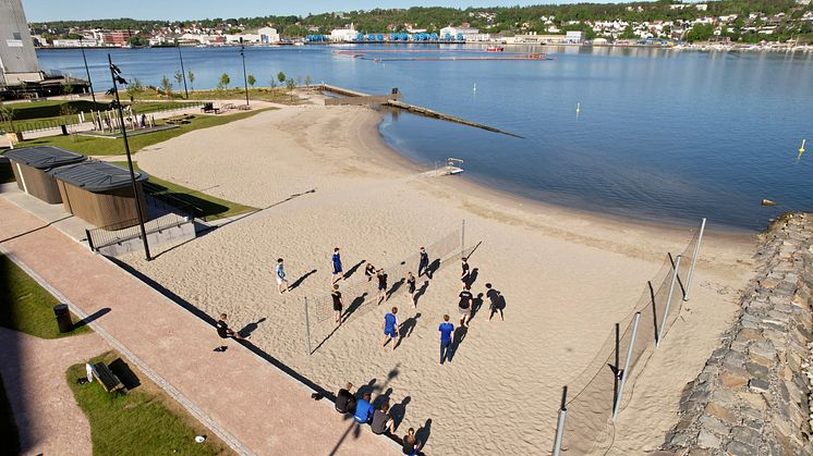 Elever fra idrettslinja på Kirkeparken tester parken. Foto: PS Digital/Unum Media