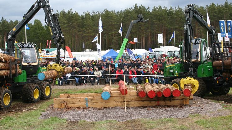 During the fair you can see the Swedish School Forwarder Championships, the Swedish Forwarder Championships and the Forwarder World Cup. Photo: Skogsentreprenörerna