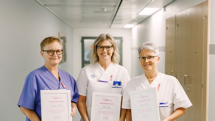 Årets bröstsjuksköterskor, från vänster: Christine Näslund, Helene Lind och Susanne Söder från Sundsvalls sjukhus.