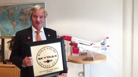 CEO Bjørn Kjos thanks both passengers and Norwegian employees for the Norwegian's Skytrax awards 2015