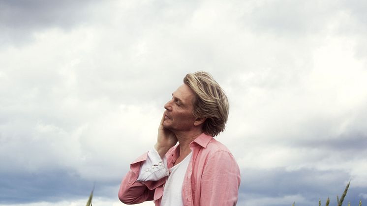 Tommy Nilsson tänder ljus i höstmörkret på Mister French Stockholm