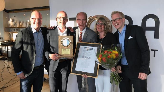 Happy faces at Lindab after the award ceremony. From left: Mats Ryd, Bengt Andersson, Ola Berg, Malin Jönsson, Magnus Jacobsson