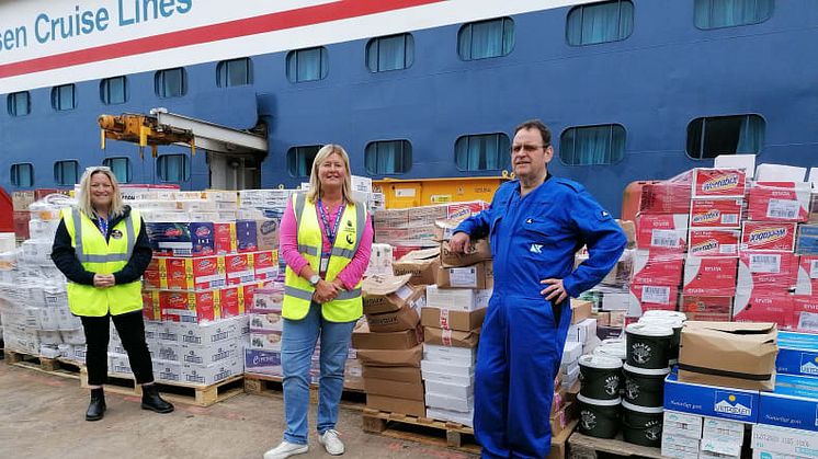 Fred. Olsen Cruise Lines named ‘Unsung Hero’ at Scottish Passenger Agents' Association Awards after £33,000 food donation