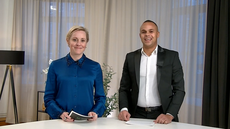 Ester Sundström och Rasmus Dahlberg från Deloitte presenterade årets Sweden Technology Fast 50.