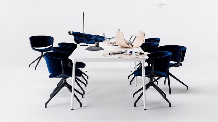 Offecct Phoenix table by Luca Nichetto