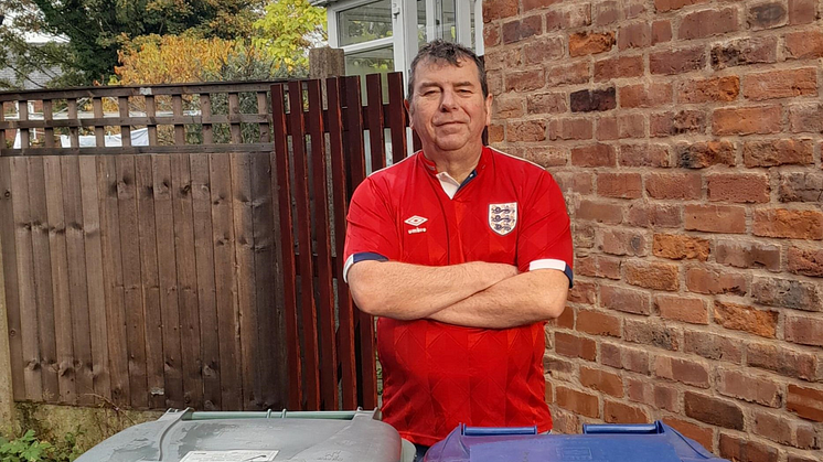 E for England – and the Environment! Cllr Alan Quinn will be supporting recycling during the World Cup.
