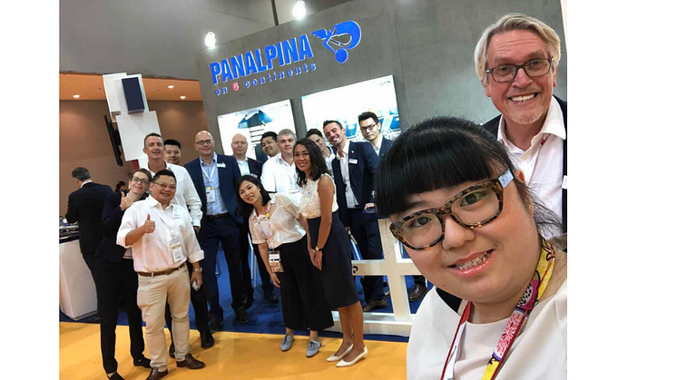 Bien Mak, Panalpina's marketing and communications responsible for Greater China, together with Colin Wells, global head of industry vertical perishables, and members of the Panalpina team at Asia Fruit Logistica. (Photo by Panalpina)