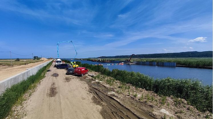 Major concrete delivery to construction of waterway in Polish Elbląg