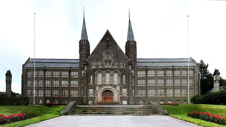 Hovedbygningen NTNU i Trondheim. 