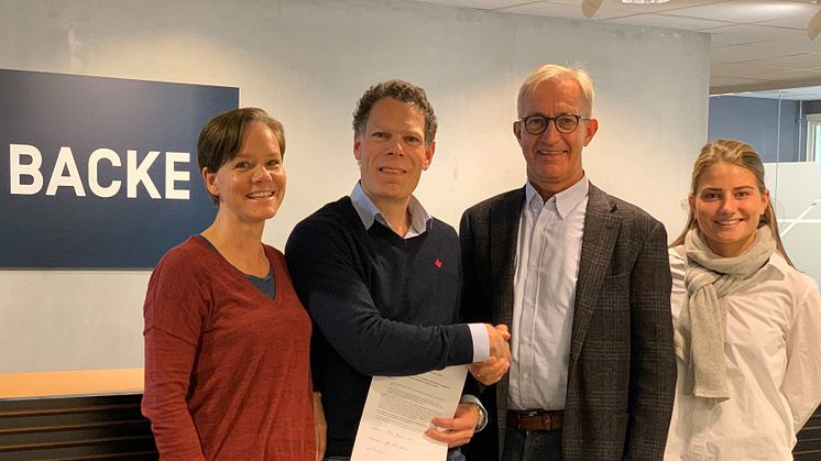 Backe Prosjekt har signert strakstiltakene i Eiendomssektorens veikart mot 2050. Foto: Norsk Eiendom.