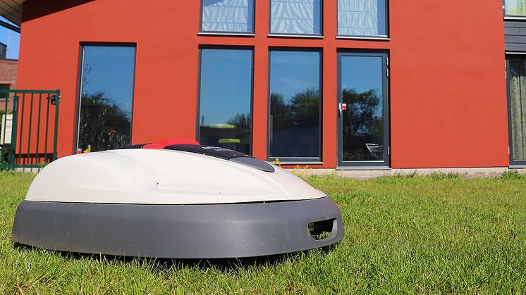 DIY – Mura ett garage till robotgräsklipparen