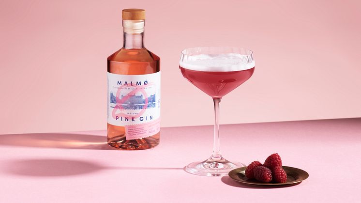 Saturnus lanserar Malmö Pink Gin – Med frukt från Möllans torghandel