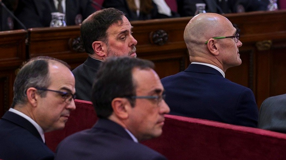 Die vier Politiker während des Prozesses am Obersten Gerichtshof in Madrid 2018/2019