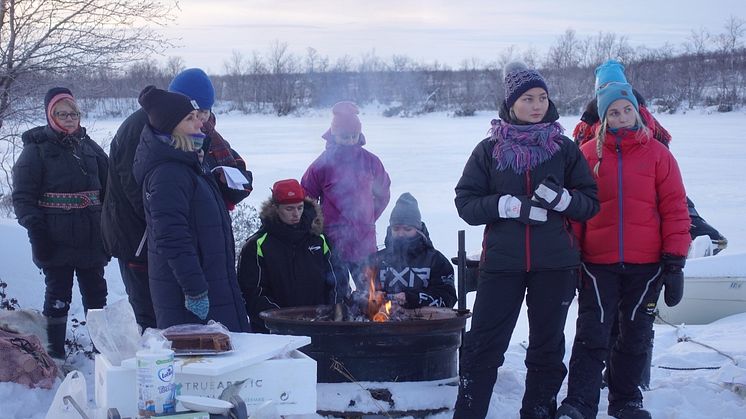 Samisk høgskole og elever på naturbrukslinjen ved Samisk videregående skole og Reindriftsskole  Foto Inger Marie G