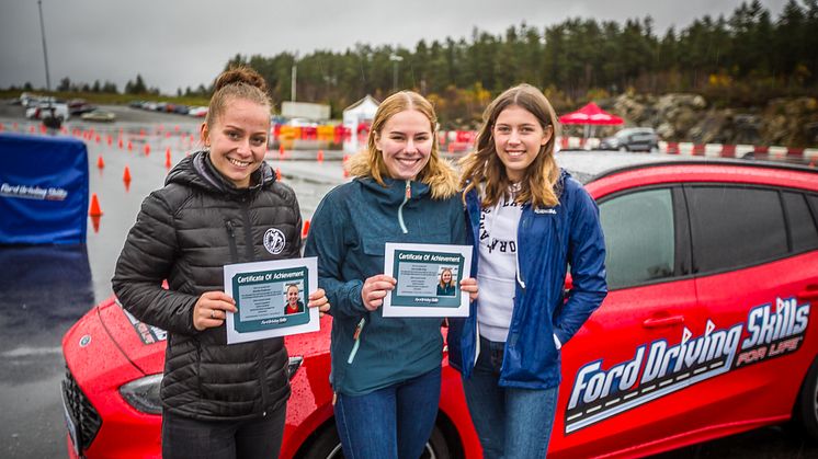 1000 ungdommer har nå gjennomført Fords gratis kjørekurs 