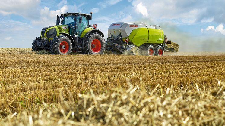 The CLAAS QUADRANT has become one of the best-selling square balers in Europe since its introduction in 1988. 