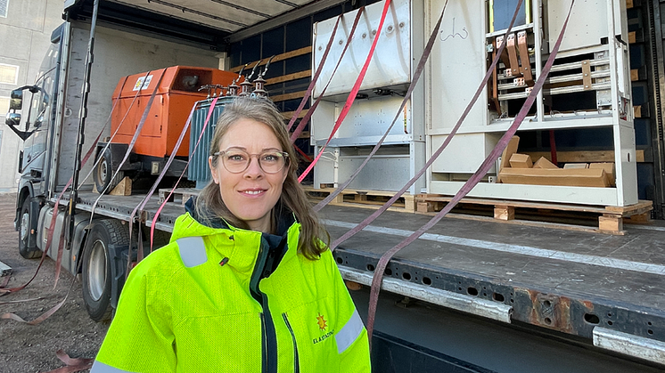 Annica Marmolin, driftchef på Karlstads El- och Stadsnät, var på plats när lastbilen skulle rulla från Karlstad till Ukraina.
