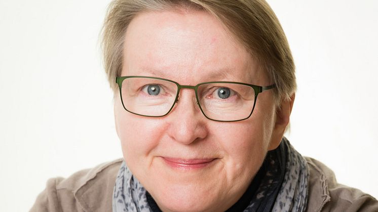 Terttu Nevalainen, professor i engelsk filologi vid Helsingfors universitet, är årets mottagare av Gad Rausings pris.