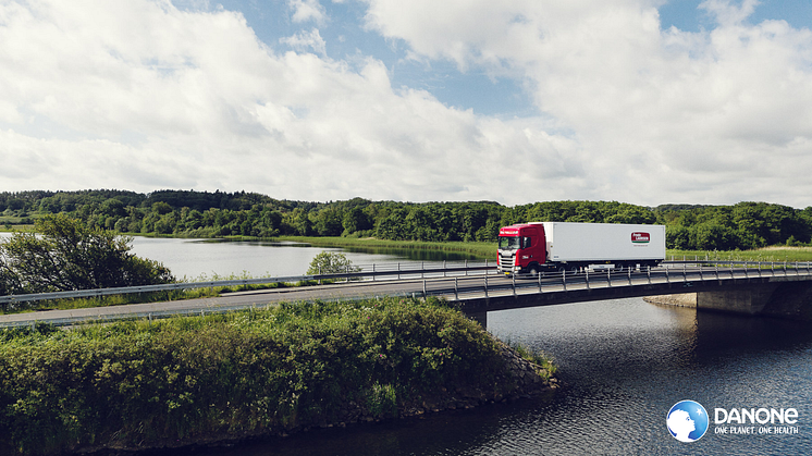 Danone satsar på förnybart drivmedel i Skandinavien – utsläppen från logistik minskar med 11 procent
