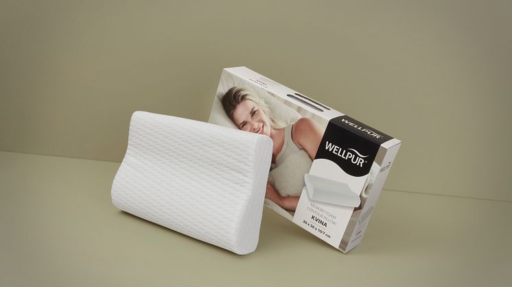 Improved packaging and production of pillows saves millions of plastic handles and metal zippers