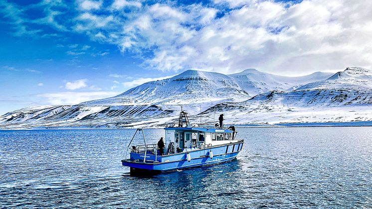 Yanmar-driven Research Boat on Arctic Mission
