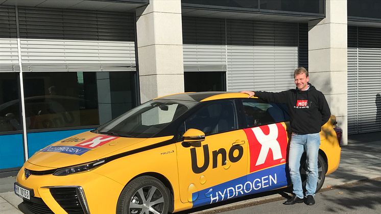 ENOVASTØTTE: Uno-X Hydrogen, her representert ved daglig leder Roger Hertzenberg er et av selskapene som får støtte til å bygge ut Hydrogenstasjoner.