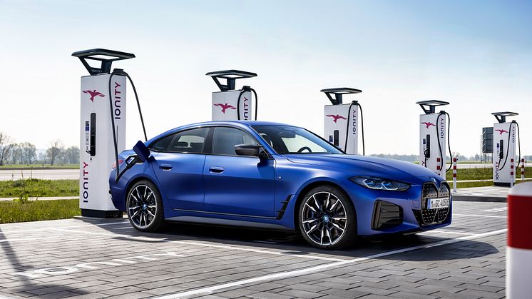 BMW i4: Elektrisk mobilitet til hjertet af BMW