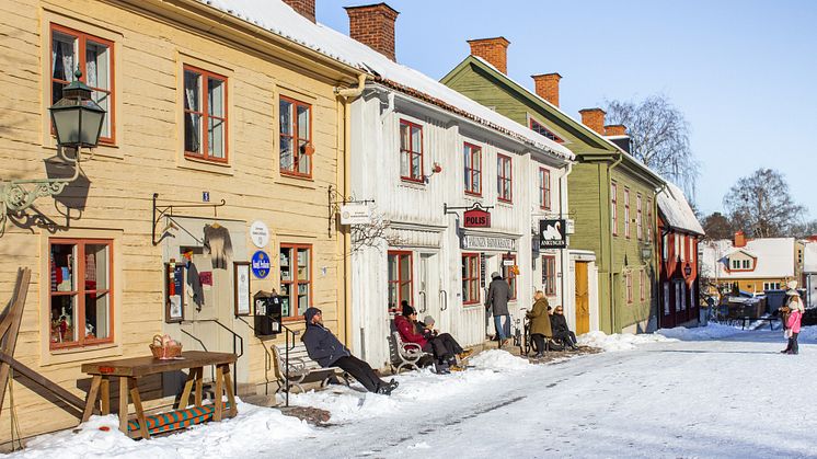 Gamla Linköping är ett väldigt uppskattat besöksmål av besökare och förstärks nu som året runt-besöksmål i och med etableringen av LasseMajas Deckarhus: Foto: Visit Linköping