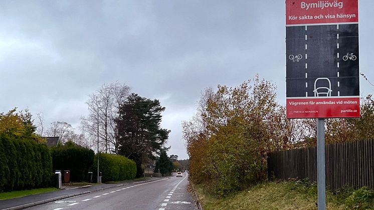 Del av bymiljövägen på Kåsjövägen i Partille.