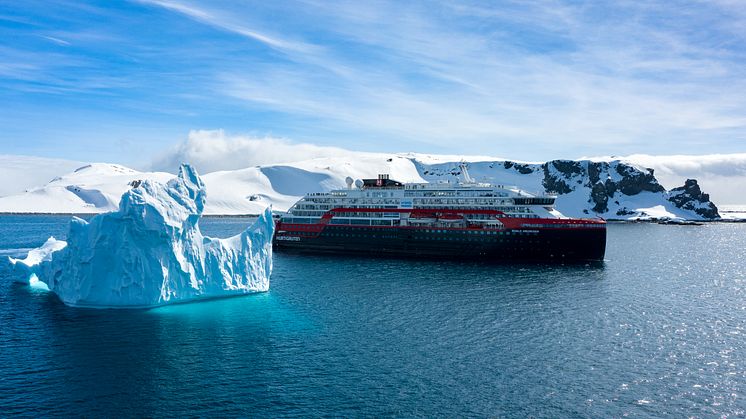 As a result of the extraordinary situation, Hurtigruten has extended the temporary suspension of operations worldwide. Hurtigruten has not had any confirmed or suspected cases of COVID-19 on any ships. Photo: Dan Avila / Hurtigruten