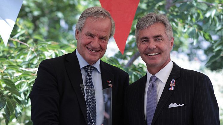 Norwegian’s CEO Bjørn Kjos was awarded the 2018 Ambassador’s Award by Kenneth J. Braithwaite, the United States Ambassador to Norway