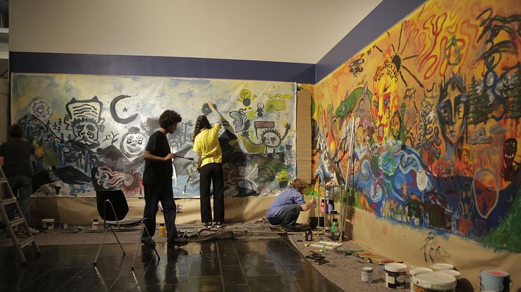 Unge Munch maler med Tekstlab på Gamle Munch