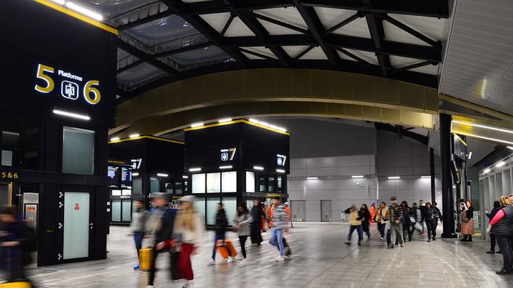 The first passengers enter the spacious new concourse at Gatwick Airport station on the morning of 21 November 2023