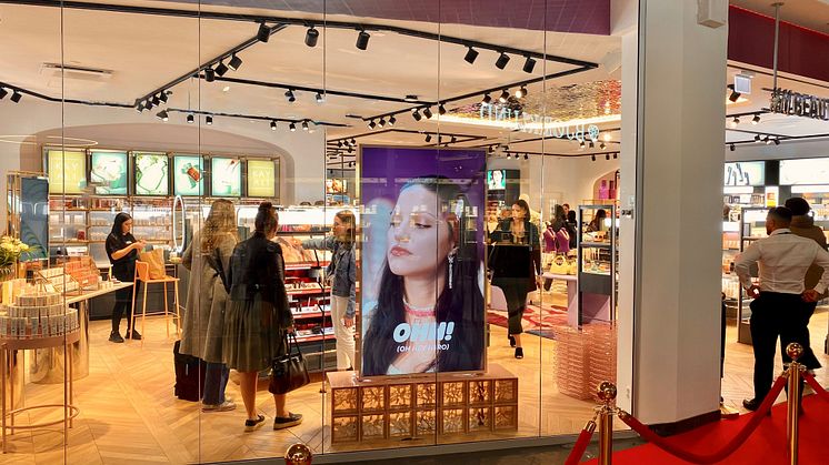 H&M's andre globale flaggskipbutikk for skjønnhet åpner i Oslo City