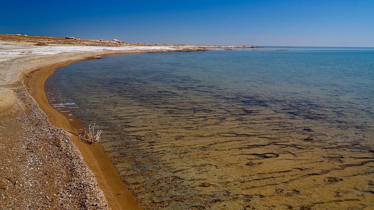 Panorama view to Aral sea from the rim of Plateau Ustyurt near Duana cape in Karakalpakstan, Uzbekistan | Photo: Adobe Stock