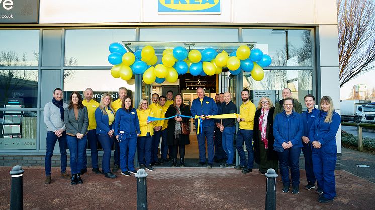 Cllr Marion Atkinson, Cabinet Member for Regeneration and Skills, Sefton Council and Richard Owen, Market Manager, IKEA Warrington, cutting the ribbon