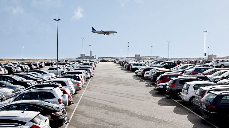 Den grønne omstilling får yderligere luft under vingerne, når Københavns Lufthavn opsætter 1.350 ladestandere til elbiler og plugin-hybridbiler.