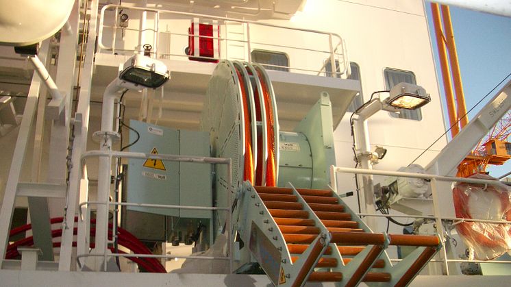 A Cavotec ship-based AMP unit