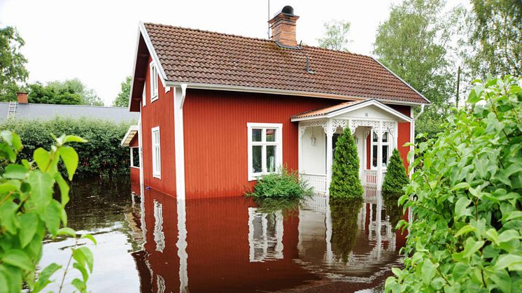 Ett översvämningsdrabbat hus.