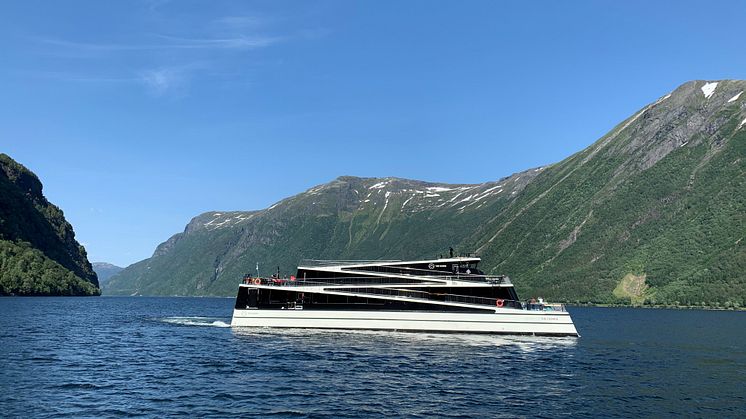 Nye Legacy of The Fjord ble overlevert til The Fjords mandag 6. juli 2020. 