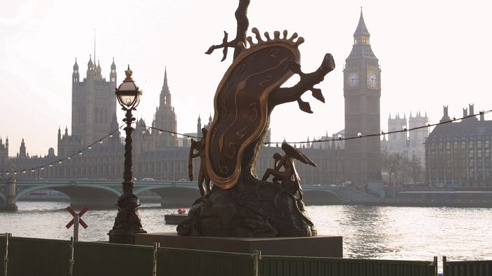  Salvador Dalís jätteskulptur Nobility of Time har visats  i bl.a. London - snart på plats i Stockholm
