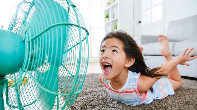 Elgiganten oplever utrolig efterspørgsel på ventilatorer på grund af den massive sommervarme og har solgt et køleprodukt i minuttet gennem de seneste uger.	