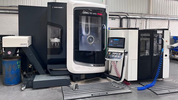 3 DMG MORI DMU 60 eVo Linear 5-Axis Machining Centre with Pallet Loading System