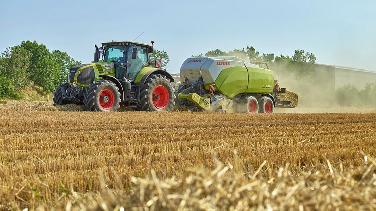 Optimized crop flow and front-mounted chopper ex factory for CLAAS QUADRANT EVOLUTION