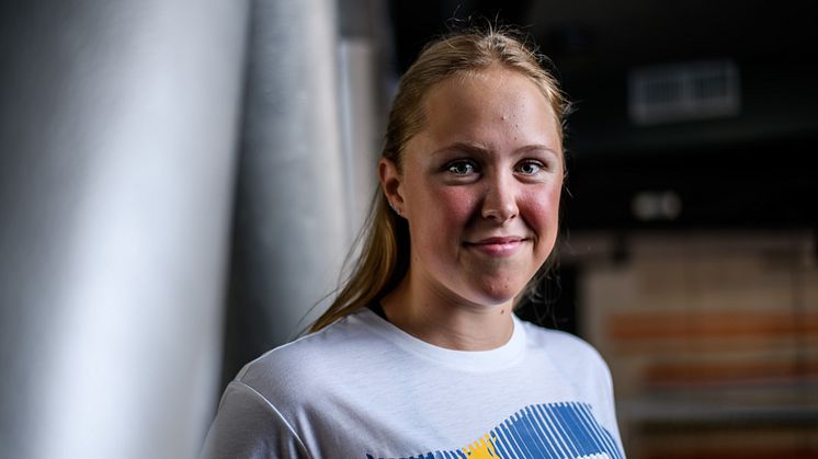 Emelie Fast utsedd till Årets bästa kvinnliga juniorsimmare 2021