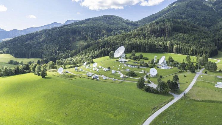 Telekom Austria Group takes relationship with Eutelsat beyond TV to high-speed satellite broadband