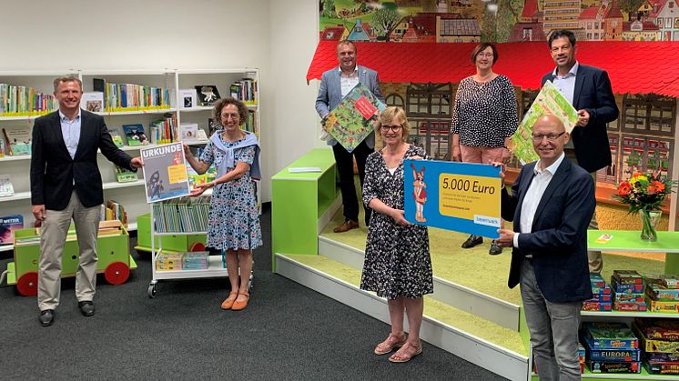 5.000 Euro für neuen Lesestoff: Die Bibliothek von Markt Höchberg erhielt den Kinderbibliothekspreis 2020.