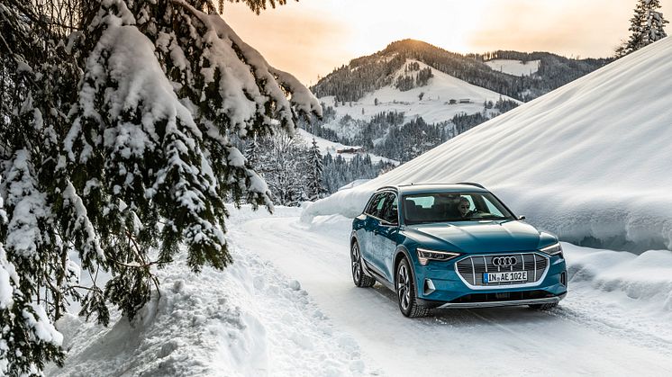 Elbilen Audi e-tron på väg till alpina VM i Åre 4-17 februari